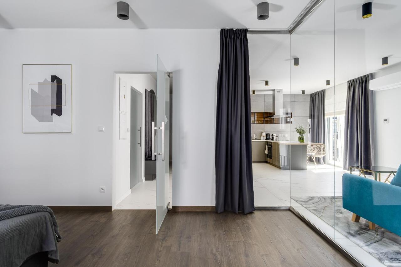 El Apartments - Lupus พอซนาน ภายนอก รูปภาพ